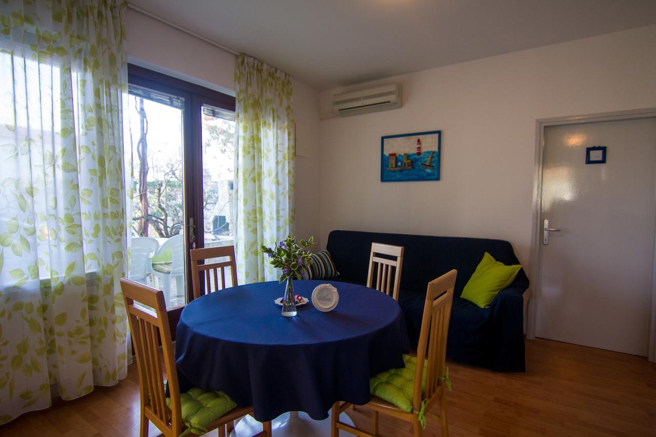Appartamento Elida Krk Town Esterno foto