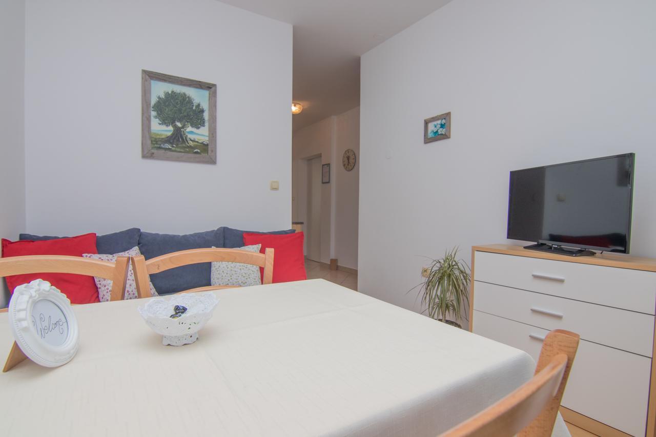 Appartamento Elida Krk Town Esterno foto